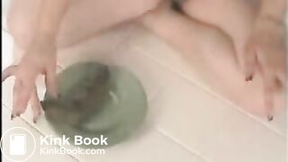 Nadiah Pooping and Smearing Shit