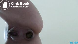 Poo standing from below