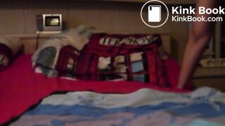 Scat-perverse Ehesau scheisst in die Windel