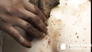 Sauereien_-_Full_Body_Scat_-_EroProfile