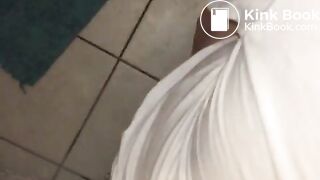 hold open her arse while she takes a shit scat