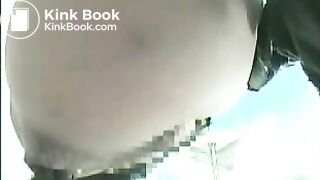 japanese women takes a big  poop with prepoop fart