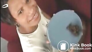 Ebony Senna Pooping And Smearing Shit 2