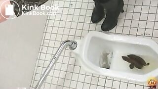 Asian Woman - Two Giant Logs WOW