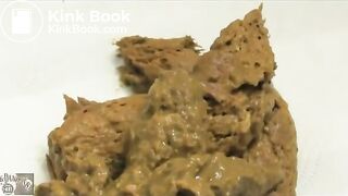 High Helled Girl, Shitting Into Condom