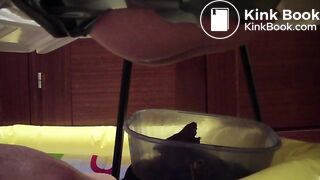 Spanish girls pooping on slave (23)