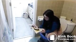 Toilet52 Broken Toilet