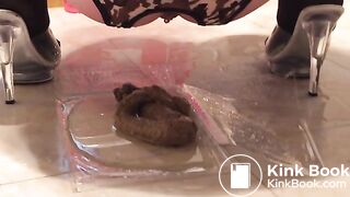 Chinese Girl Sexy Poop_41