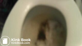 Porcelain Lilith Farting and Pooping (10)