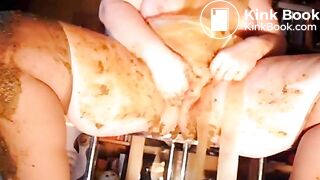 Scat smearing in latex