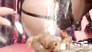 scat cam shit through speculum