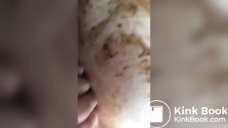 Fingering her arse after we fucked and got dirty