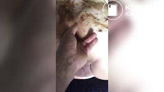 Fingering her arse after we fucked and got dirty