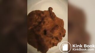 Same crazy chick eating a plate of shit