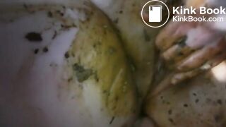 Amateur couple having messy scat sex (Clip 1)