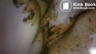 Amateur couple having messy scat sex (Clip 1)