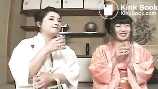 Lesbian scatplay (8) 1