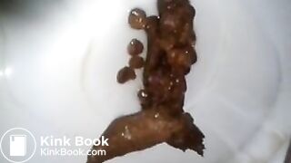 Huge shit after having eaten chili tortilla