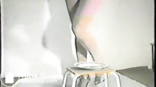 80S german AMATEUR Sexy ladies shitting