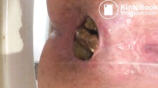 Amateur girl shitting in close up - Dirtyshack Free Scat Tub