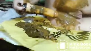 Russian camgirl shitting