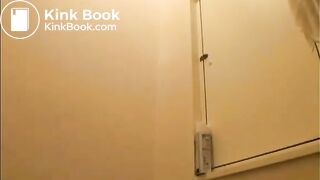  Jap girls poop over the toilet 