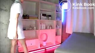 Dancing Her Shit Out (2)
