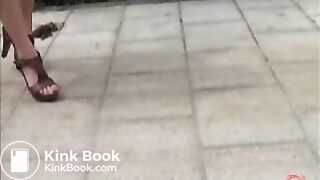 Japanese Girls Outdoor Pooping