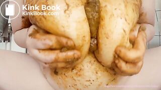 Smearing my warm shit on my body   LucyScat