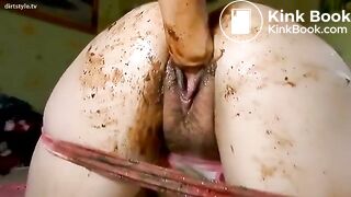 FINGERING MY GIRLFRIEND'S ASS