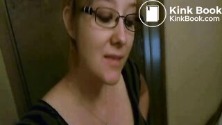 Porcelain Lilith Farting and Pooping (2)