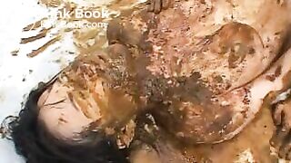 Cute japanese shit eating girls 3 (Part 22)