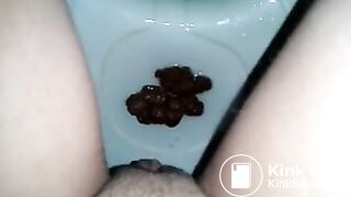 After 2 days of constipation I'm struggling on toilet