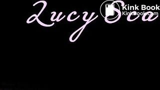 Smeared my huge shit on my pussy  LucyScat