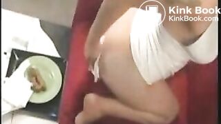 Nadiah Pooping And Smearing Shit