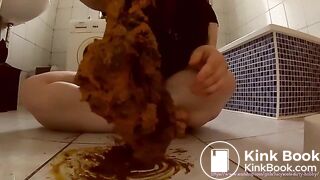 Tasting my Shit and playing with it  LucyScat