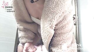 Chinese Girl Sexy Poop_57