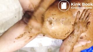 Scat Mistress training me