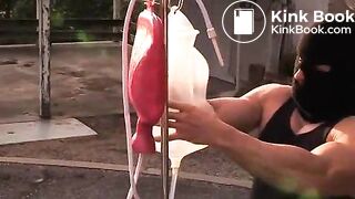 1h1f outdoor enema expulsion jarretelles bdsm dildo