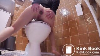 Slim booty huge shit