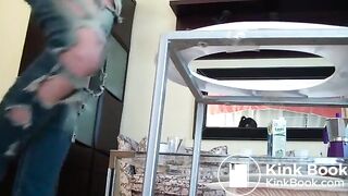 Spanish girls pooping on slave (21)