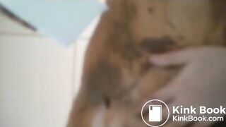 amateur scat video in the shower