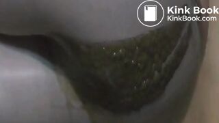 pretty brunette poos in pantyhose