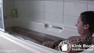 English Beauty Kaylee Sexy Farting