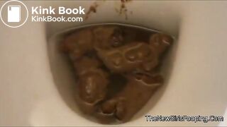 Italian Girl Poops 2