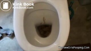 Italian Girl Poops 2