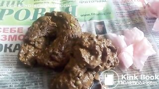 Girl Pooping Out Big Turd