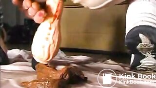 Very Messy Shitting Masturbator