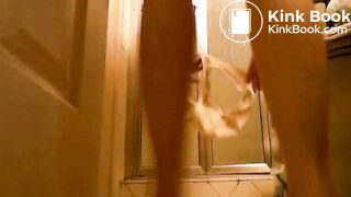 Porcelain Lilith Farting and Pooping (14)