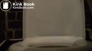 She poop backward then fingers her tight asshole